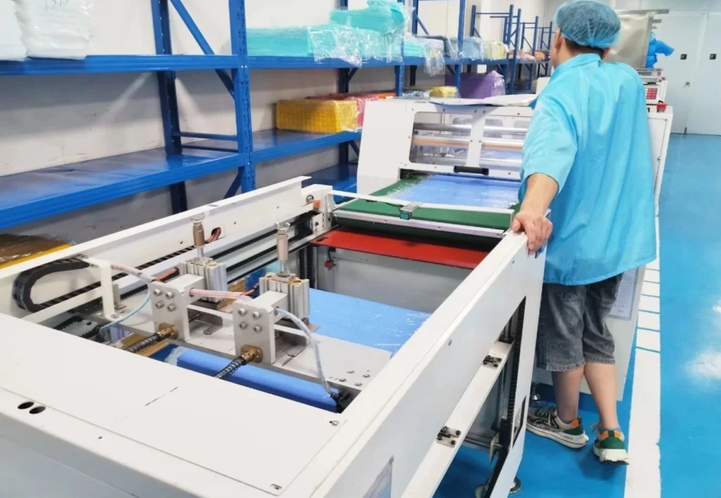 Automatic Silicone Slitting Machine